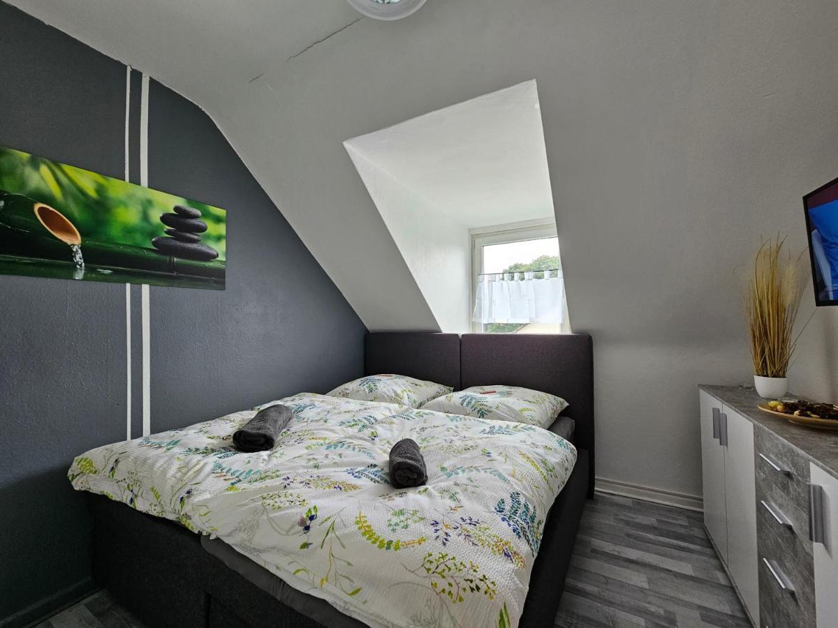 Exklusives Und Helles Dachgeschoss-Apartment No 3 Im Zentrum Von Kassel, Schnelles 1Gbit Internet, Geschirrspueler, Boxspringbetten Exterior photo